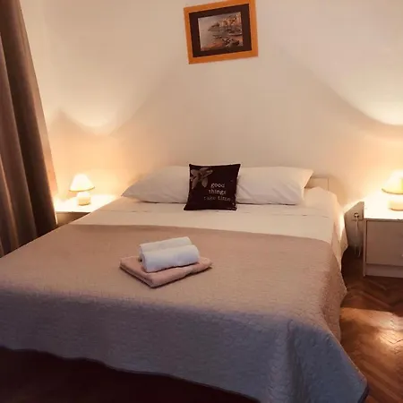 Beautiful New Near The Beach-vela Luka *